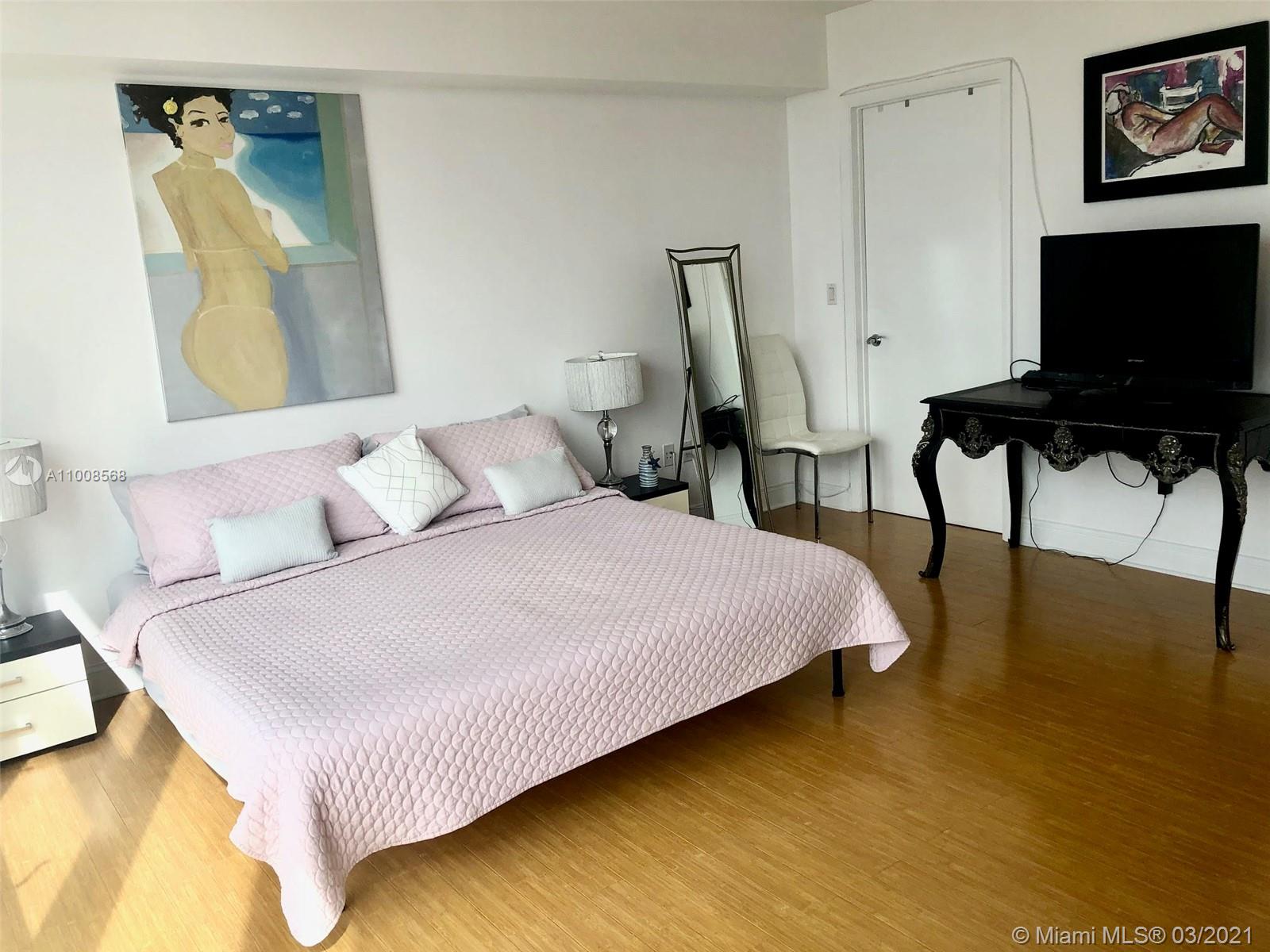 Ver detalles 2107 1 / 1 871 sq. ft. $ 2021-04-19 0 foto