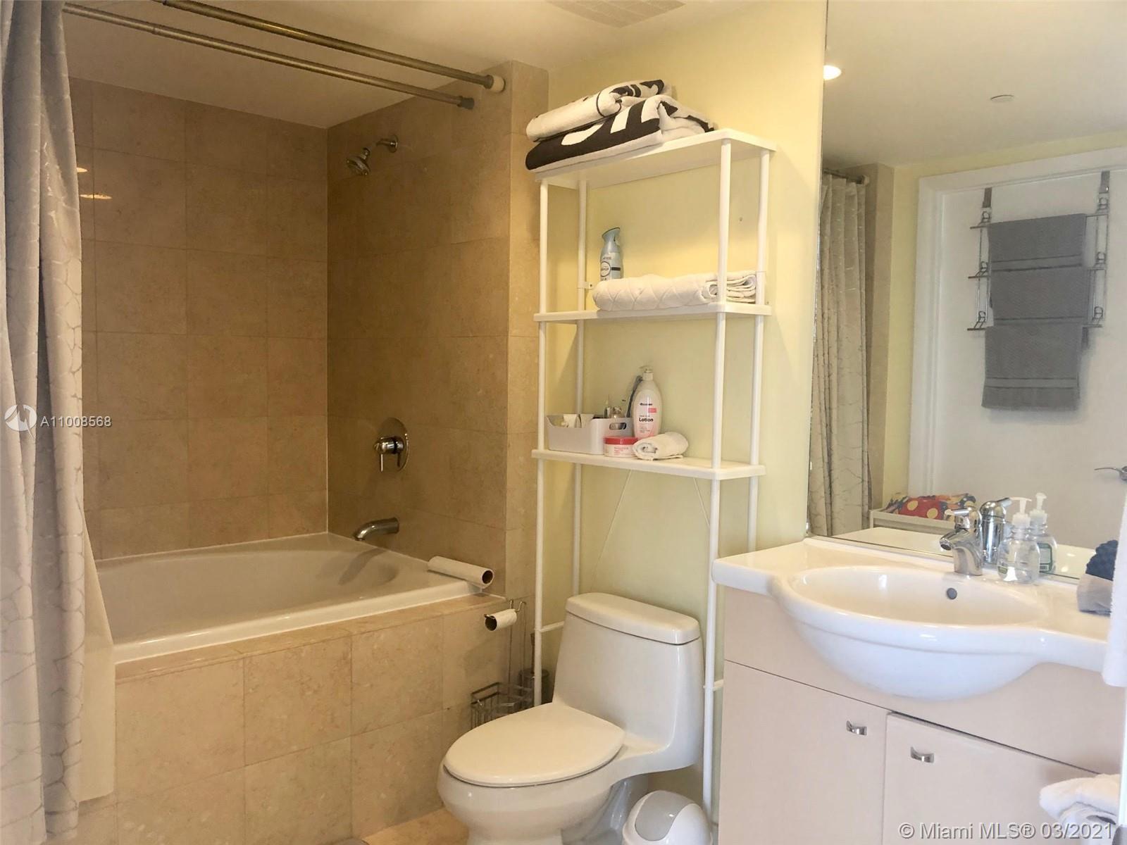 Ver detalles 2107 1 / 1 871 sq. ft. $ 2021-04-19 0 foto