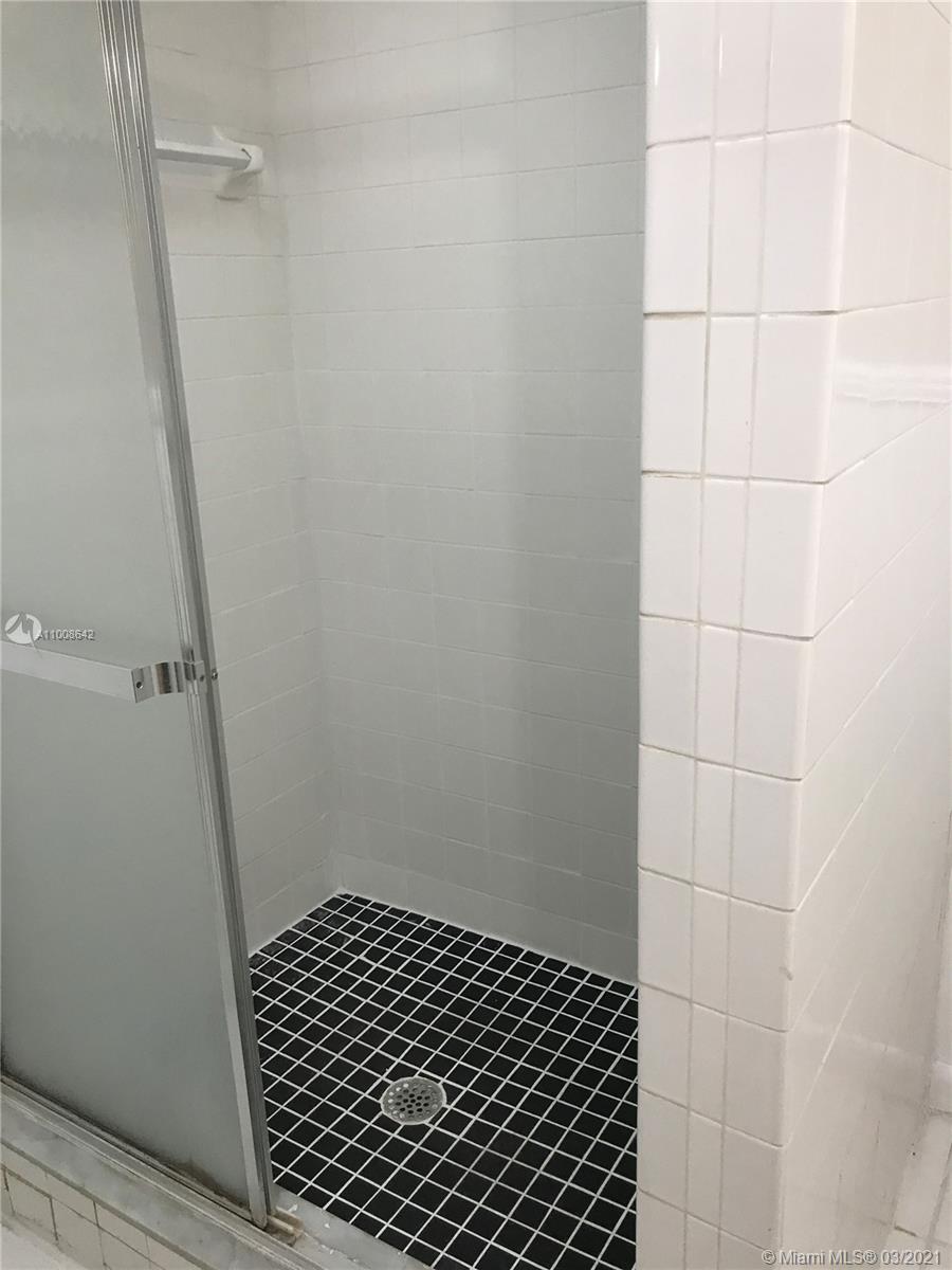 See details / 2186 sq. ft. $ 2021-03-05 0 Photo