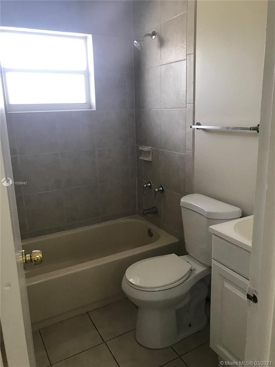 See details / 2186 sq. ft. $ 2021-03-05 0 Photo