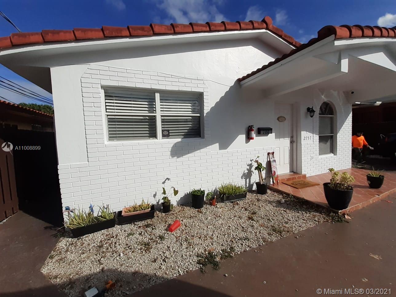 See details / 3402 sq. ft. $ 2021-03-29 0 Photo