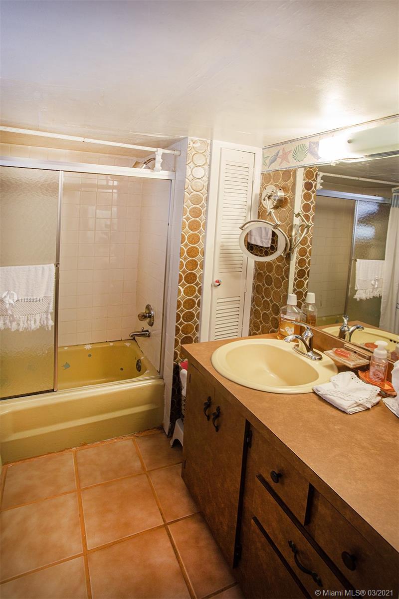 See details / 2020 sq. ft. $ 2021-04-08 0 Photo
