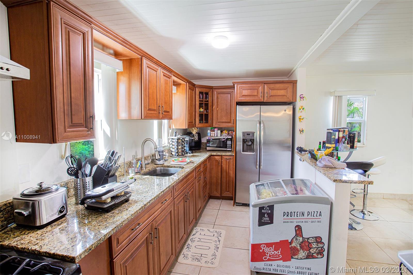 See details / 2020 sq. ft. $ 2021-04-08 0 Photo