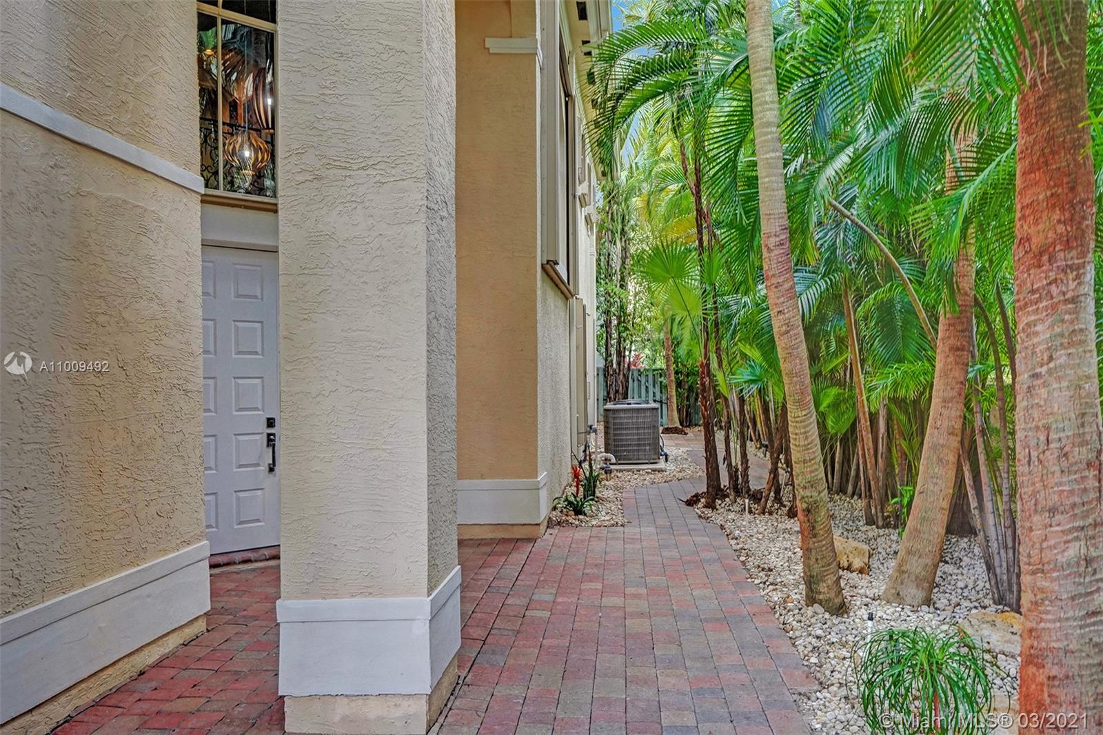 Photo of 19413 38th Ct, Sunny Isles Beach, Florida, 33160 - House Exterior