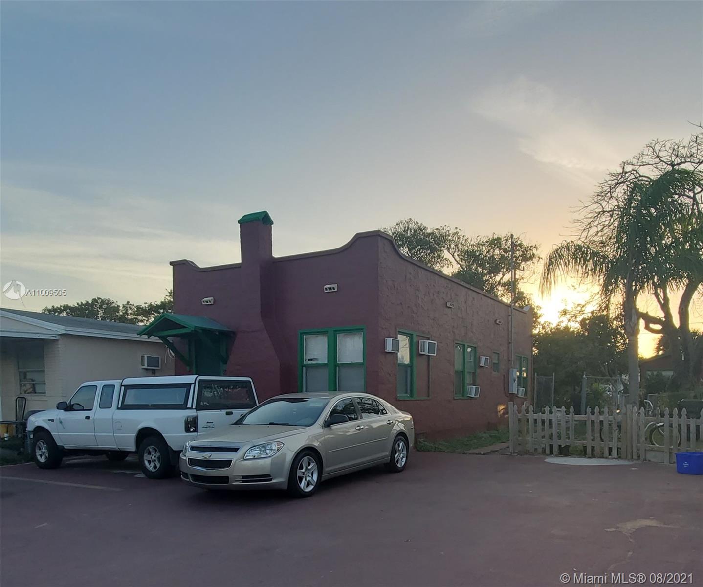 See details / 1441 sq. ft. $ 2021-03-10 0 Photo