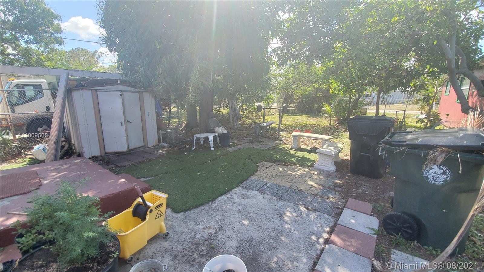 See details / 1441 sq. ft. $ 2021-03-10 0 Photo