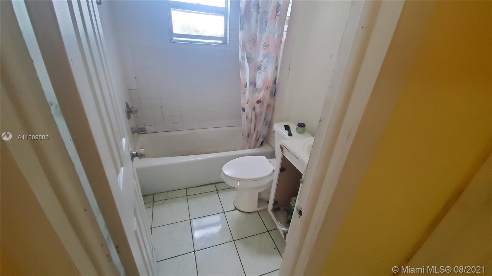See details / 1441 sq. ft. $ 2021-03-10 0 Photo