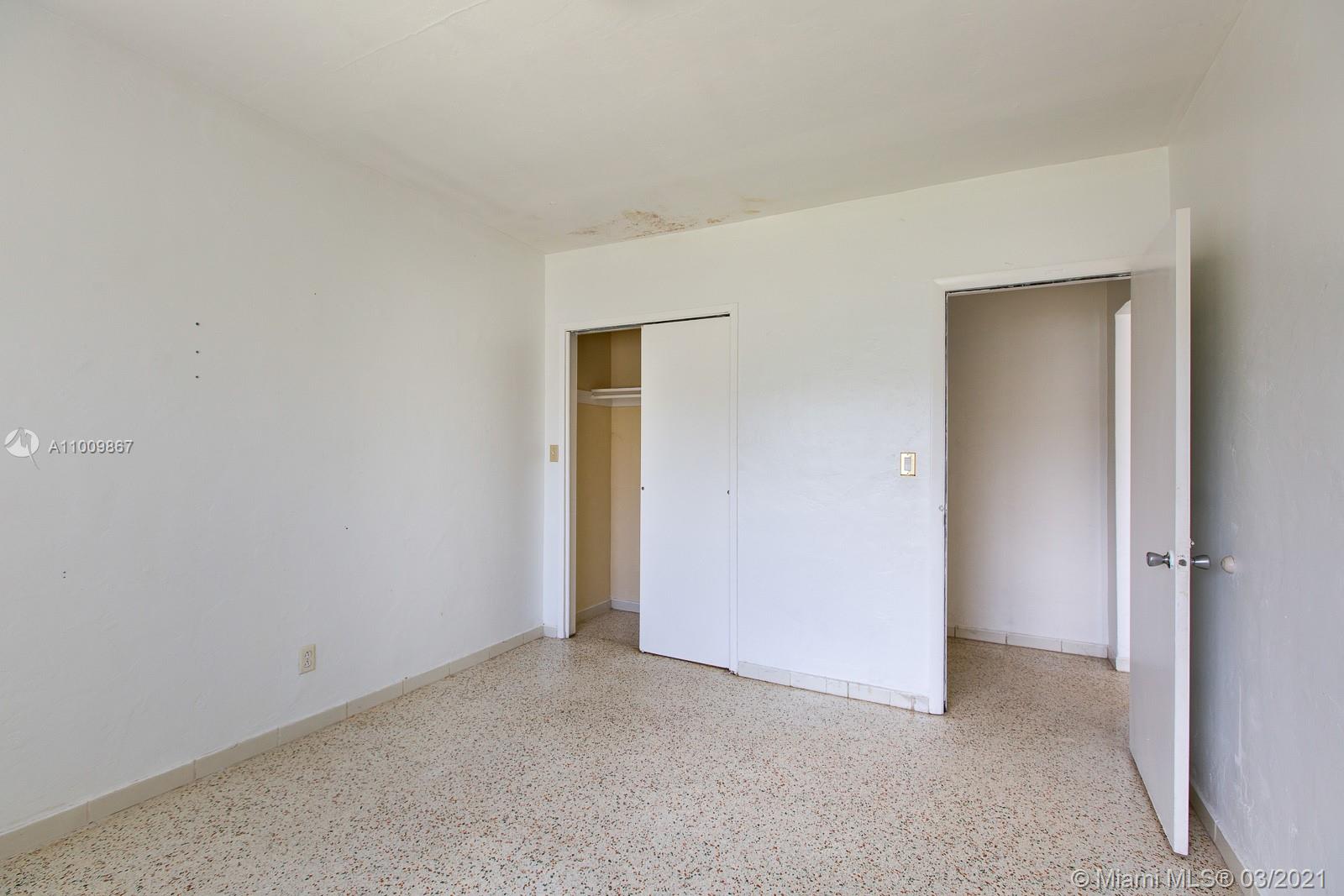 See details / 3428 sq. ft. $ 2021-03-08 0 Photo