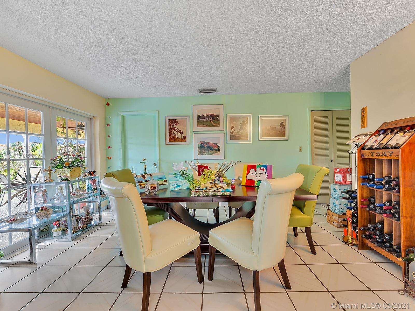 See details / 3300 sq. ft. $ 2021-03-08 0 Photo