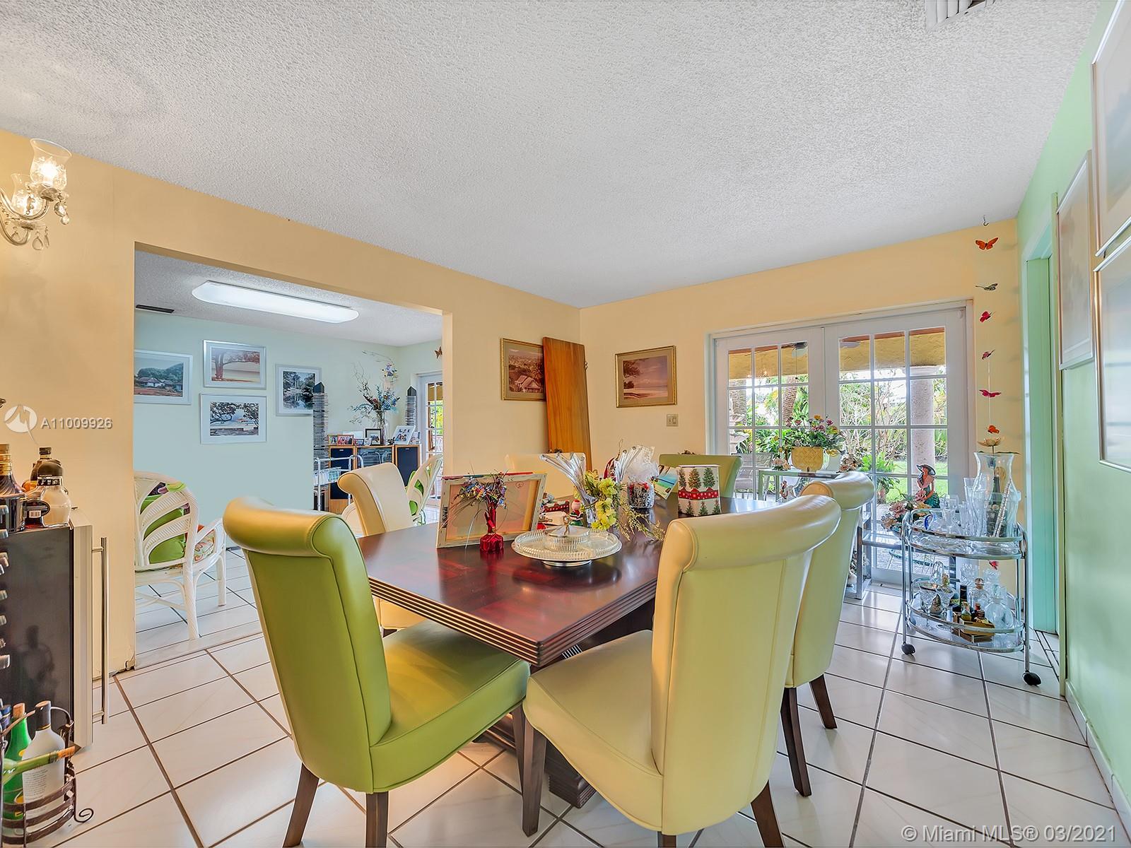 See details / 3300 sq. ft. $ 2021-03-08 0 Photo