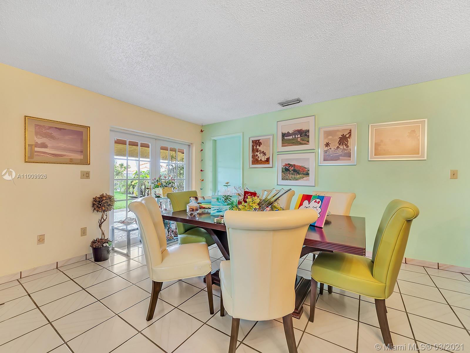 See details / 3300 sq. ft. $ 2021-03-08 0 Photo