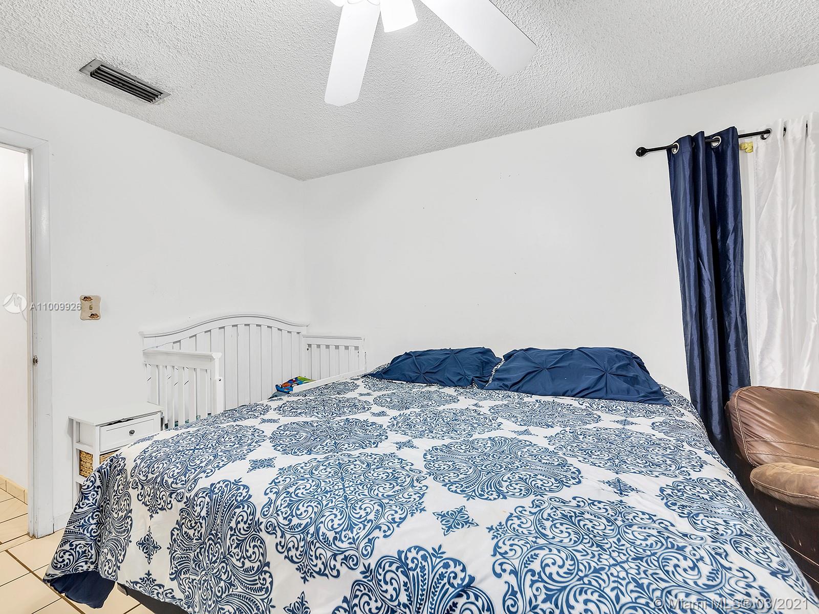 See details / 3300 sq. ft. $ 2021-03-08 0 Photo