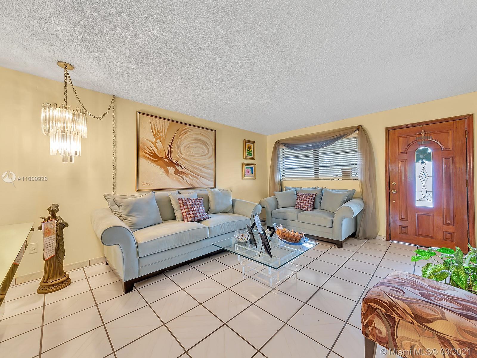 See details / 3300 sq. ft. $ 2021-03-08 0 Photo
