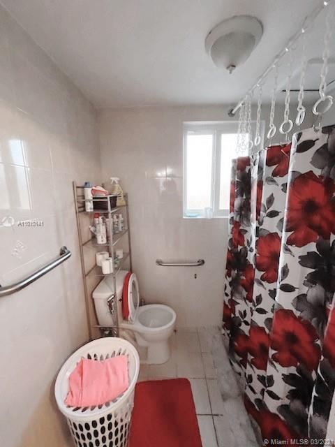 See details / 3344 sq. ft. $ 2021-03-30 0 Photo