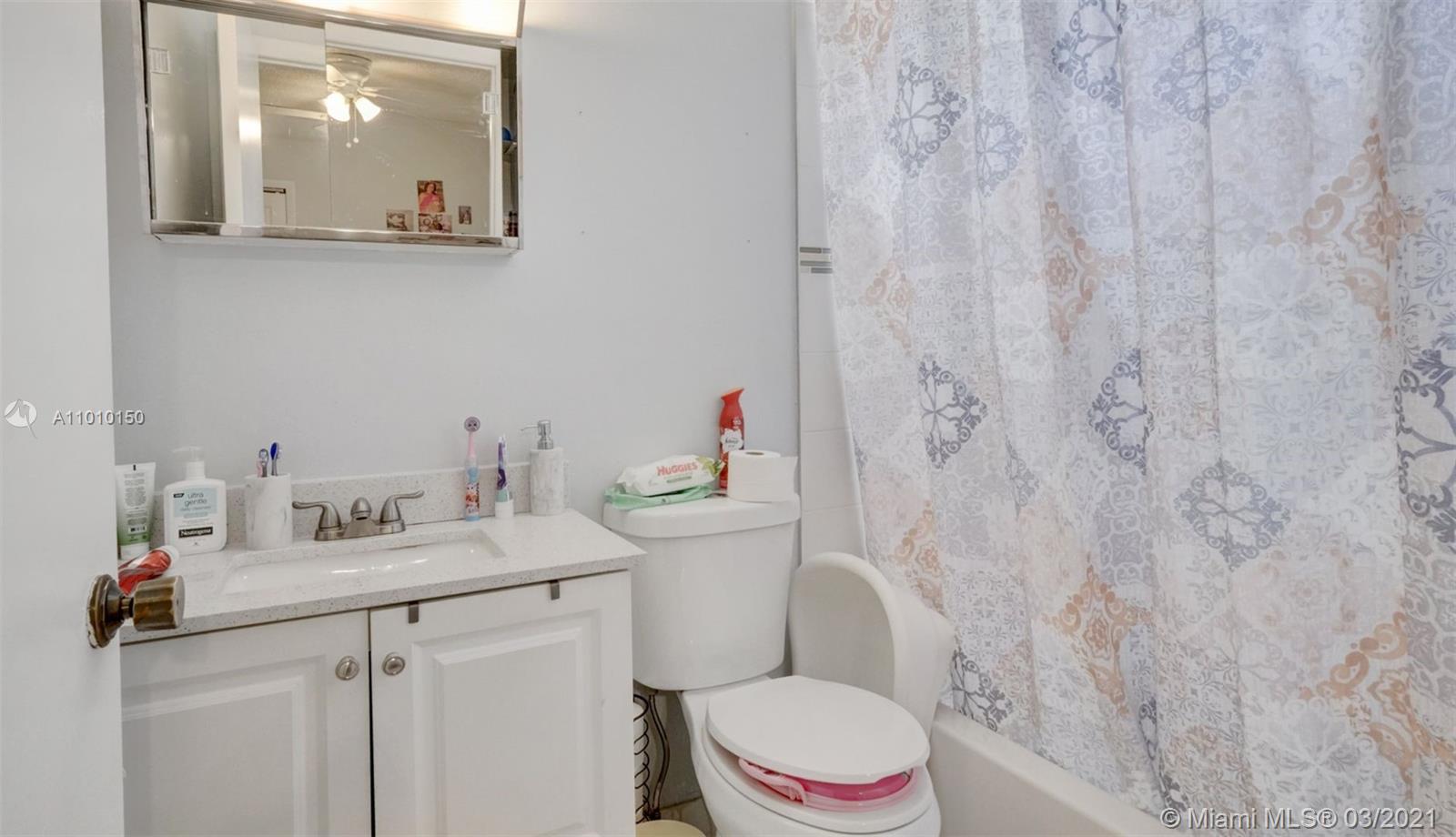 See details / 2550 sq. ft. $ 2021-03-09 0 Photo
