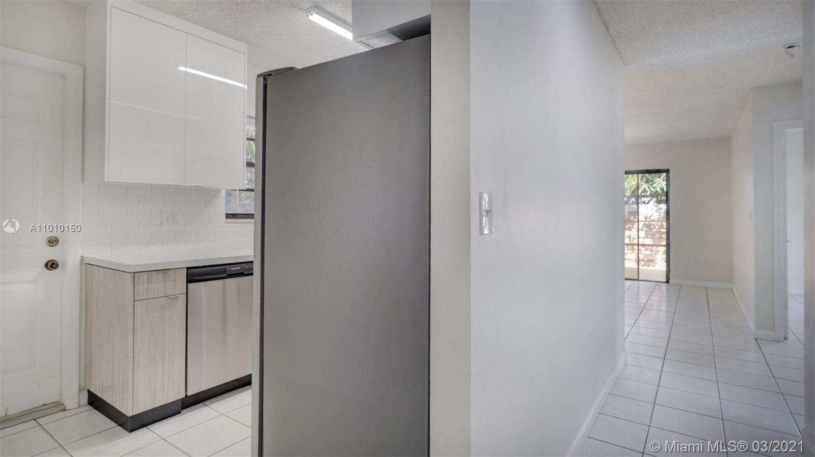 See details / 2550 sq. ft. $ 2021-03-09 0 Photo