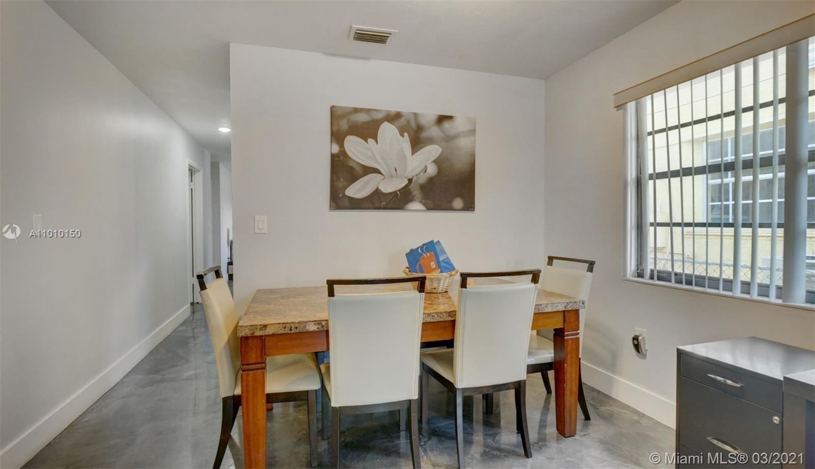 See details / 2550 sq. ft. $ 2021-03-09 0 Photo