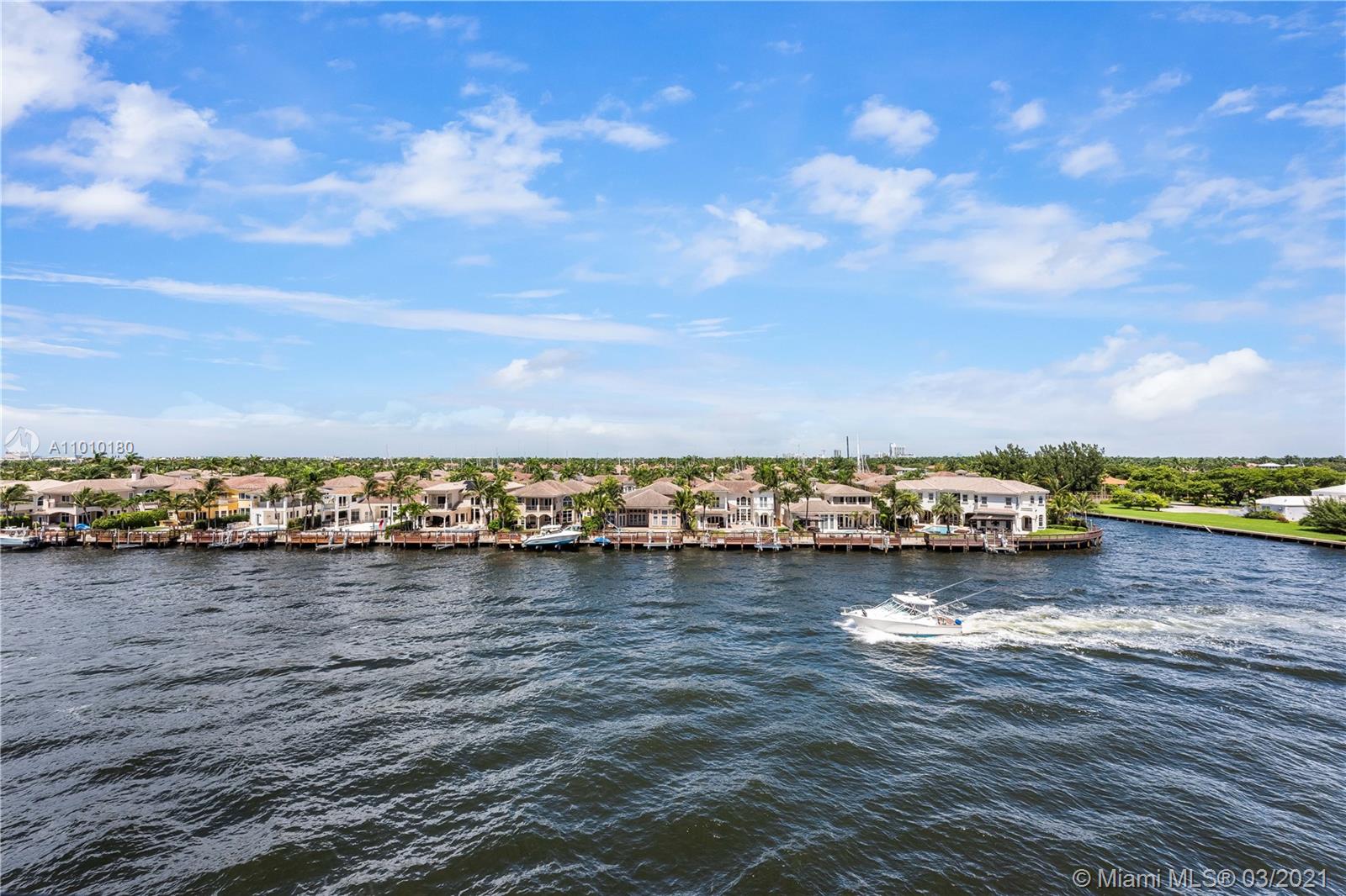 Photo of 1400 Ocean Dr #606, Hollywood, Florida, 33019 - This is the perfect covered balcony to enjoy a Florida Sunset, direct on the Intracoastal