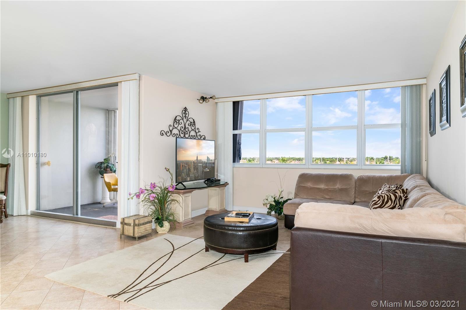 Photo of 1400 Ocean Dr #606, Hollywood, Florida, 33019 - Very nice and easy to maintain Vinyl floors. Impact windows