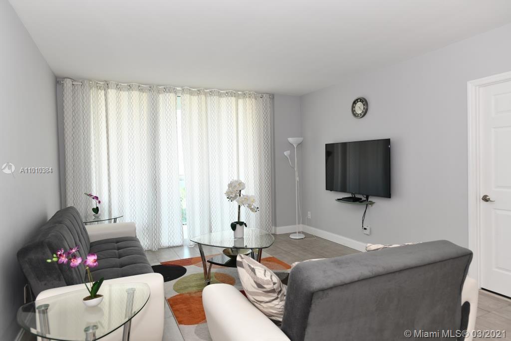 Photo of 19370 Collins Ave #721, Sunny Isles Beach, Florida, 33160 - Kitchen