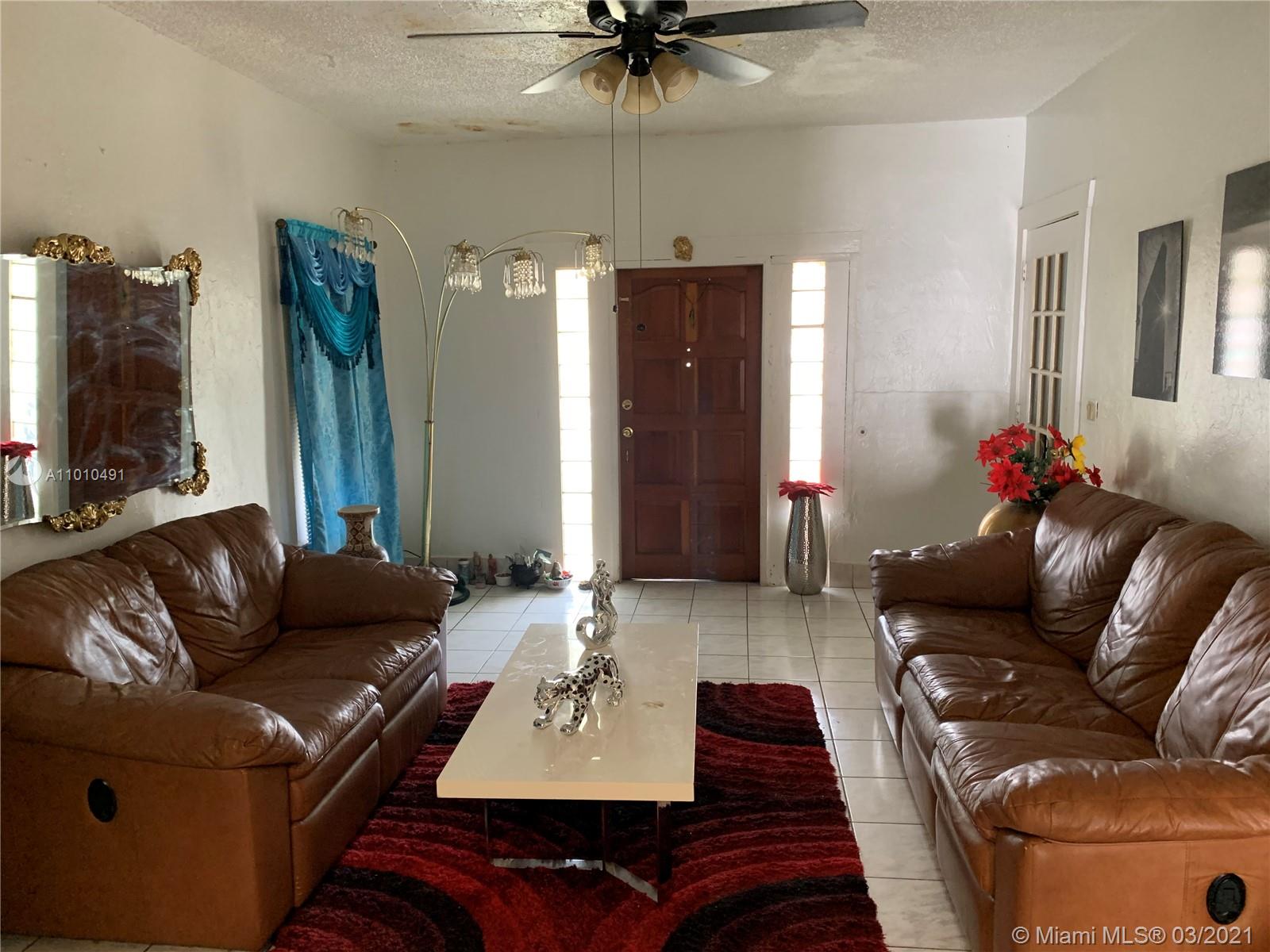 See details / 1695 sq. ft. $ 2021-03-09 0 Photo