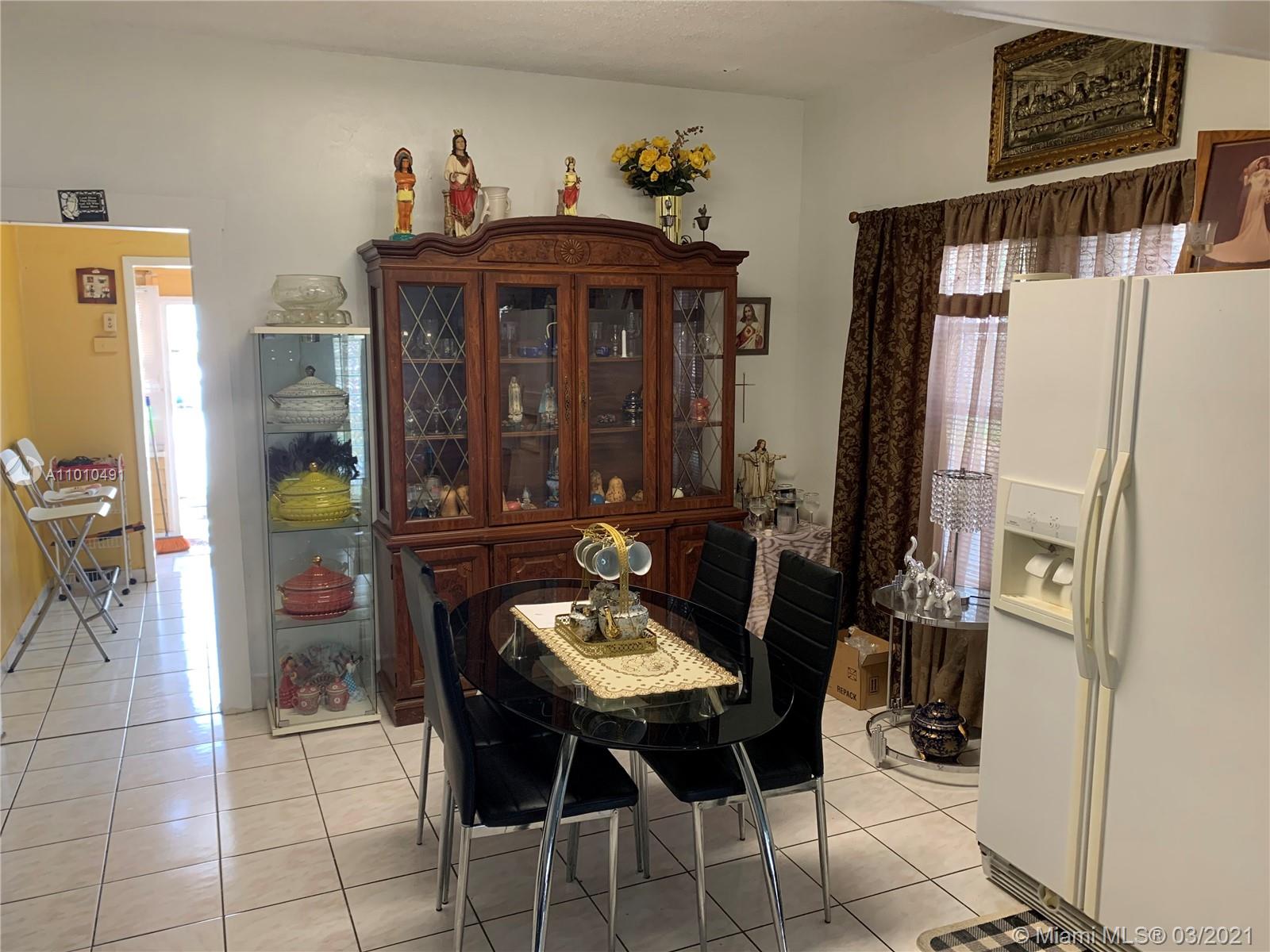 See details / 1695 sq. ft. $ 2021-03-09 0 Photo