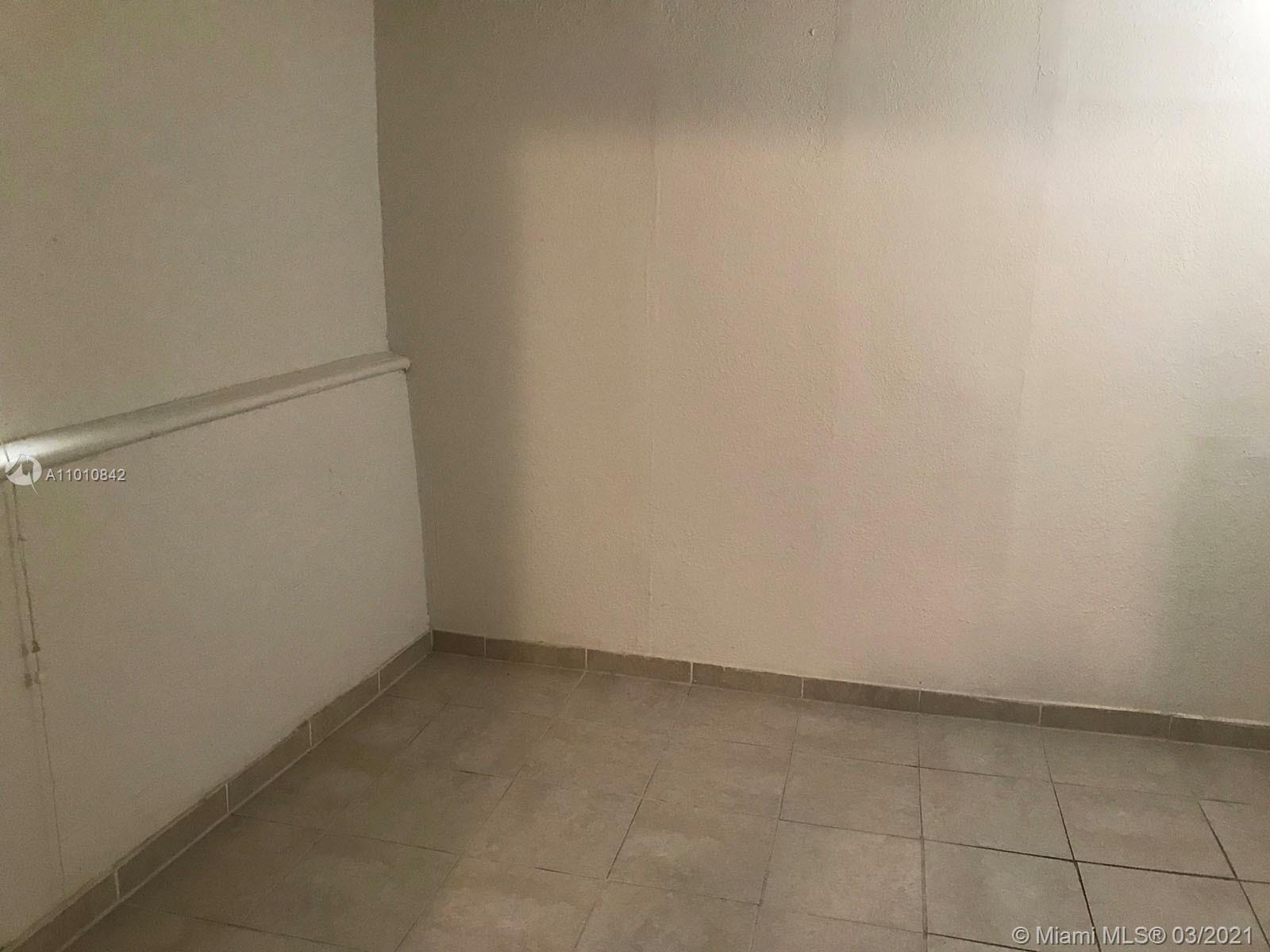 See details / 2235 sq. ft. $ 2021-03-10 0 Photo