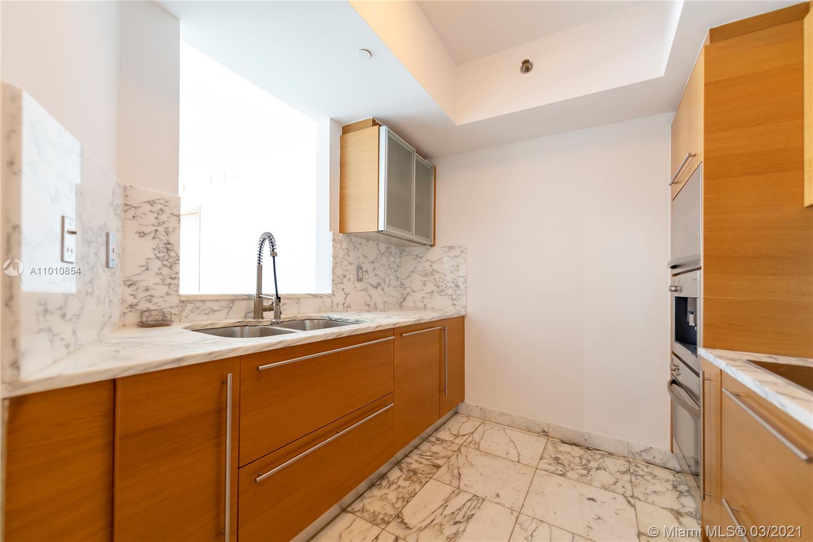 Photo of 450 Alton Rd #1710, Miami Beach, Florida, 33139 -