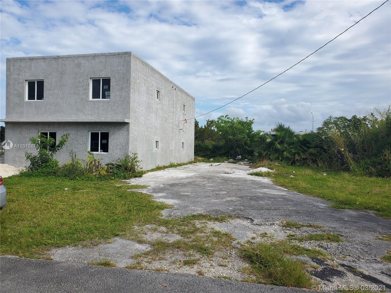 See details / 2750 sq. ft. $ 2021-03-10 0 Photo