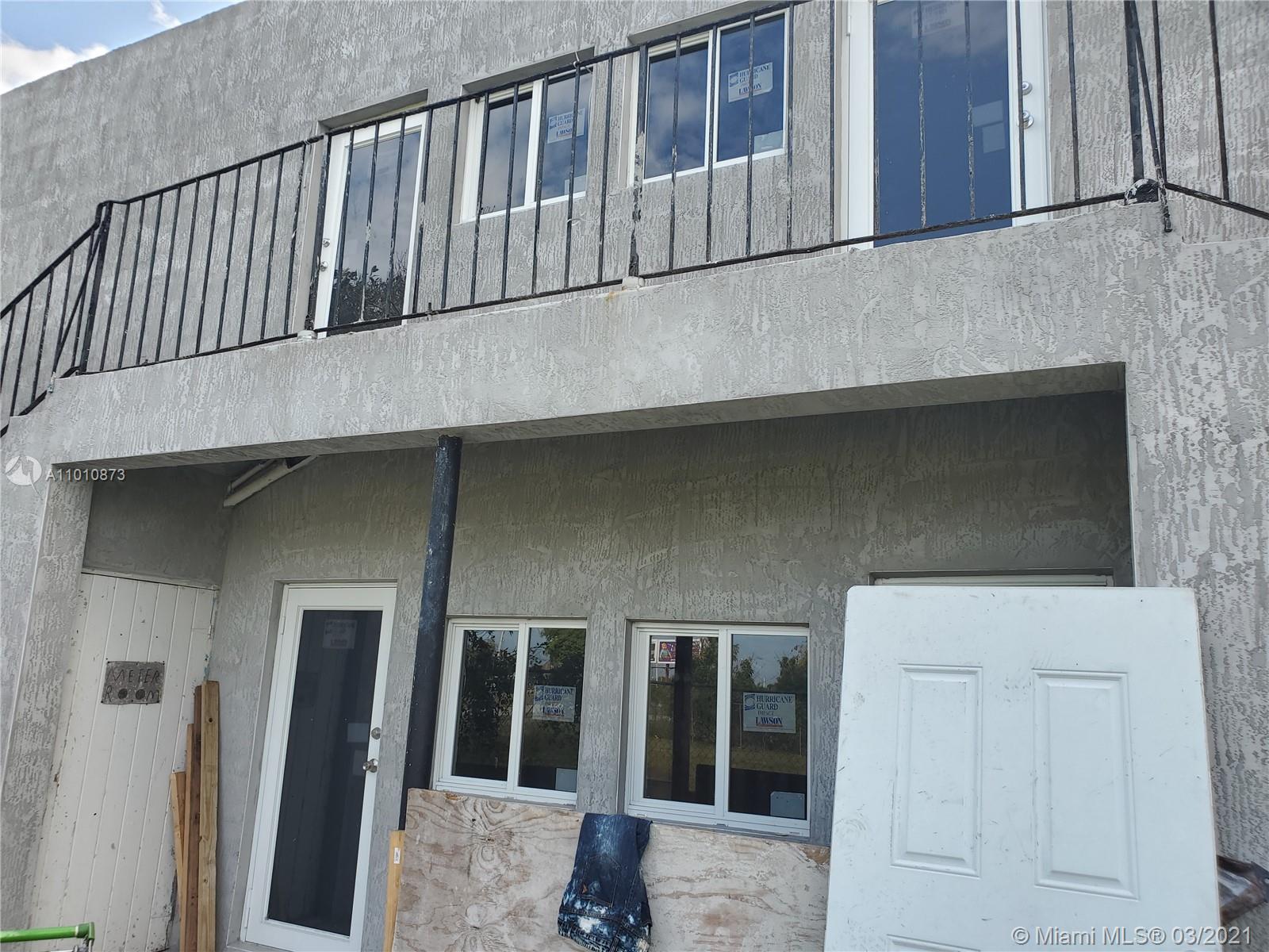 See details / 2750 sq. ft. $ 2021-03-10 0 Photo
