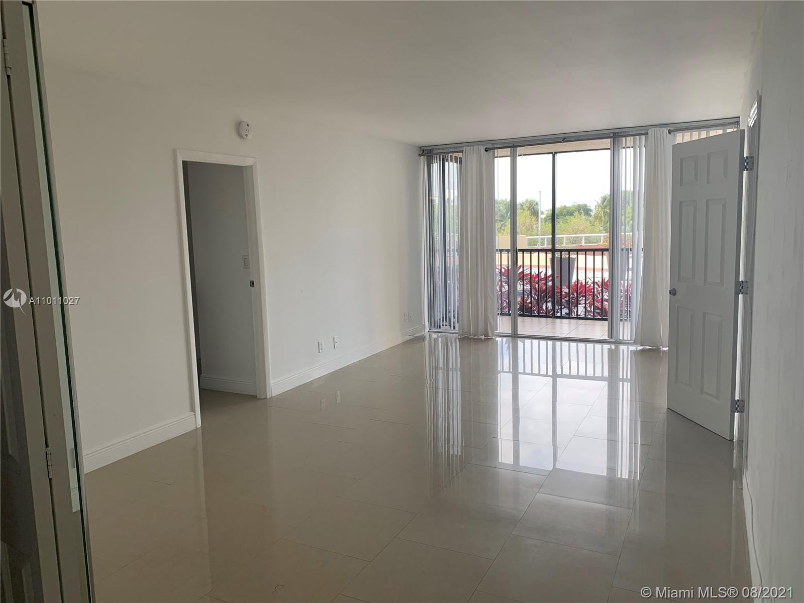 Photo of 20335 Country Club Dr #302, Aventura, Florida, 33180 -