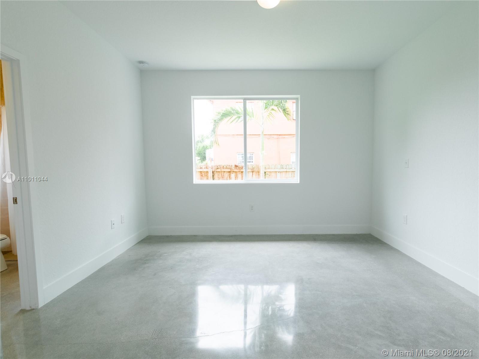 See details / sq. ft. $ 2021-03-10 0 Photo