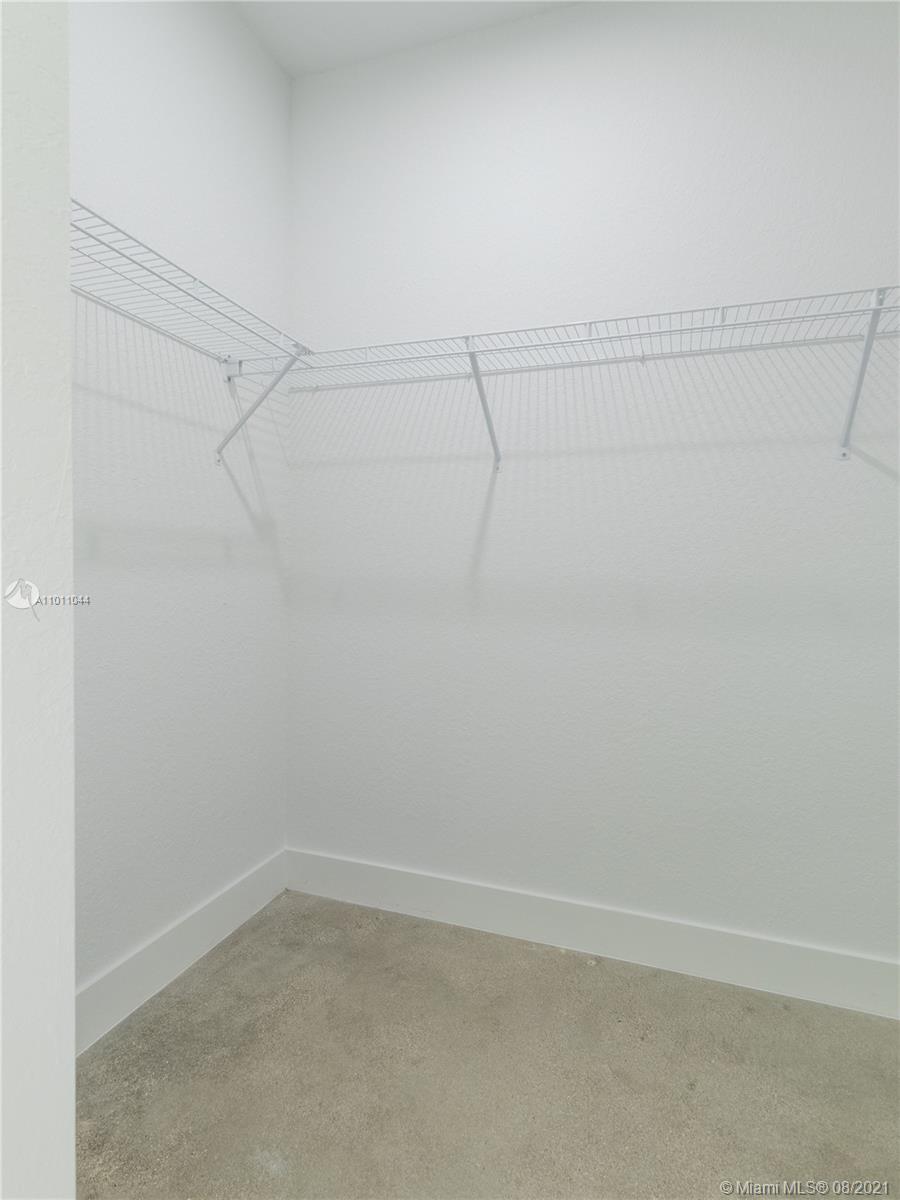 See details / sq. ft. $ 2021-03-10 0 Photo