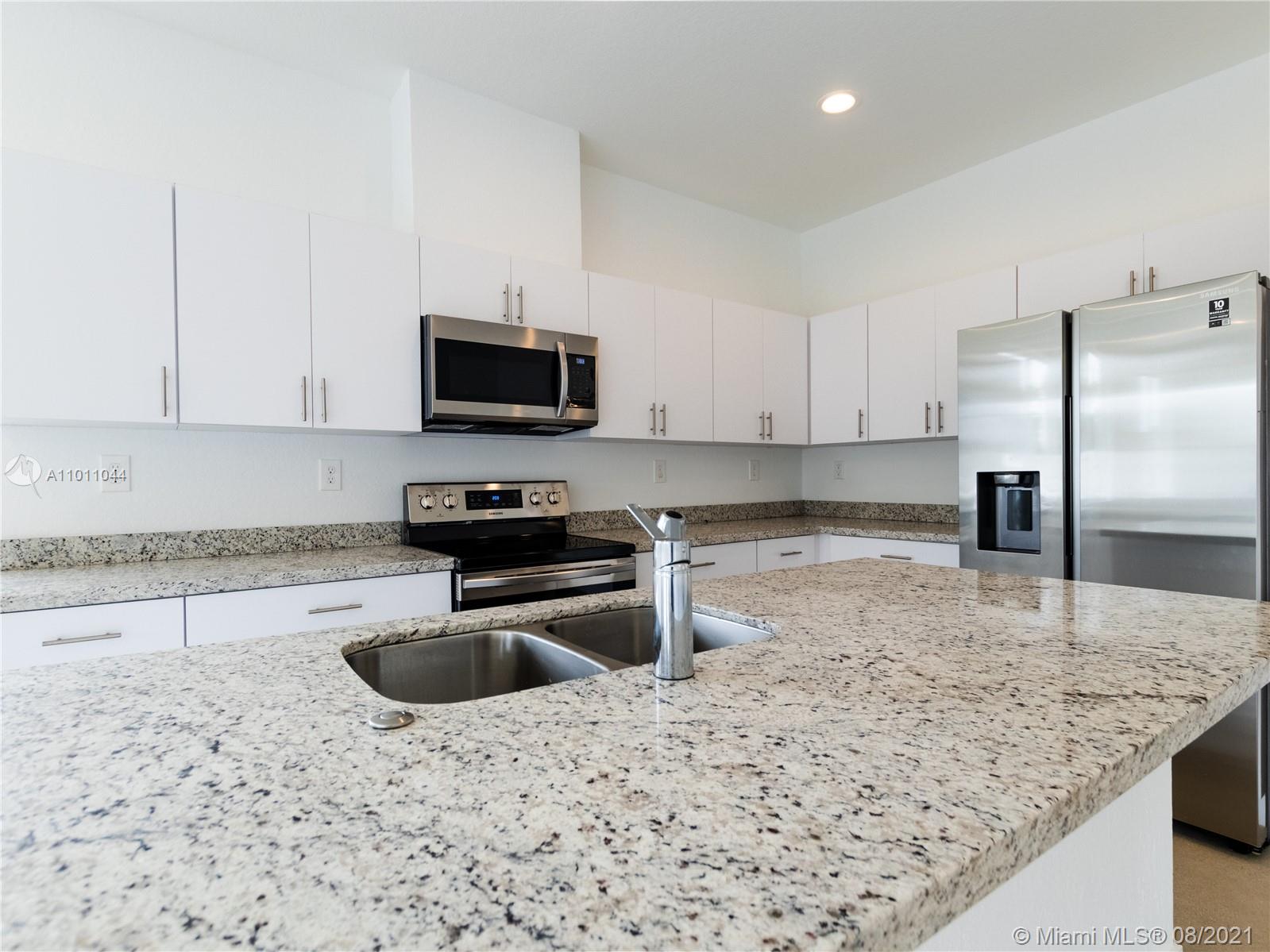 See details / sq. ft. $ 2021-03-10 0 Photo