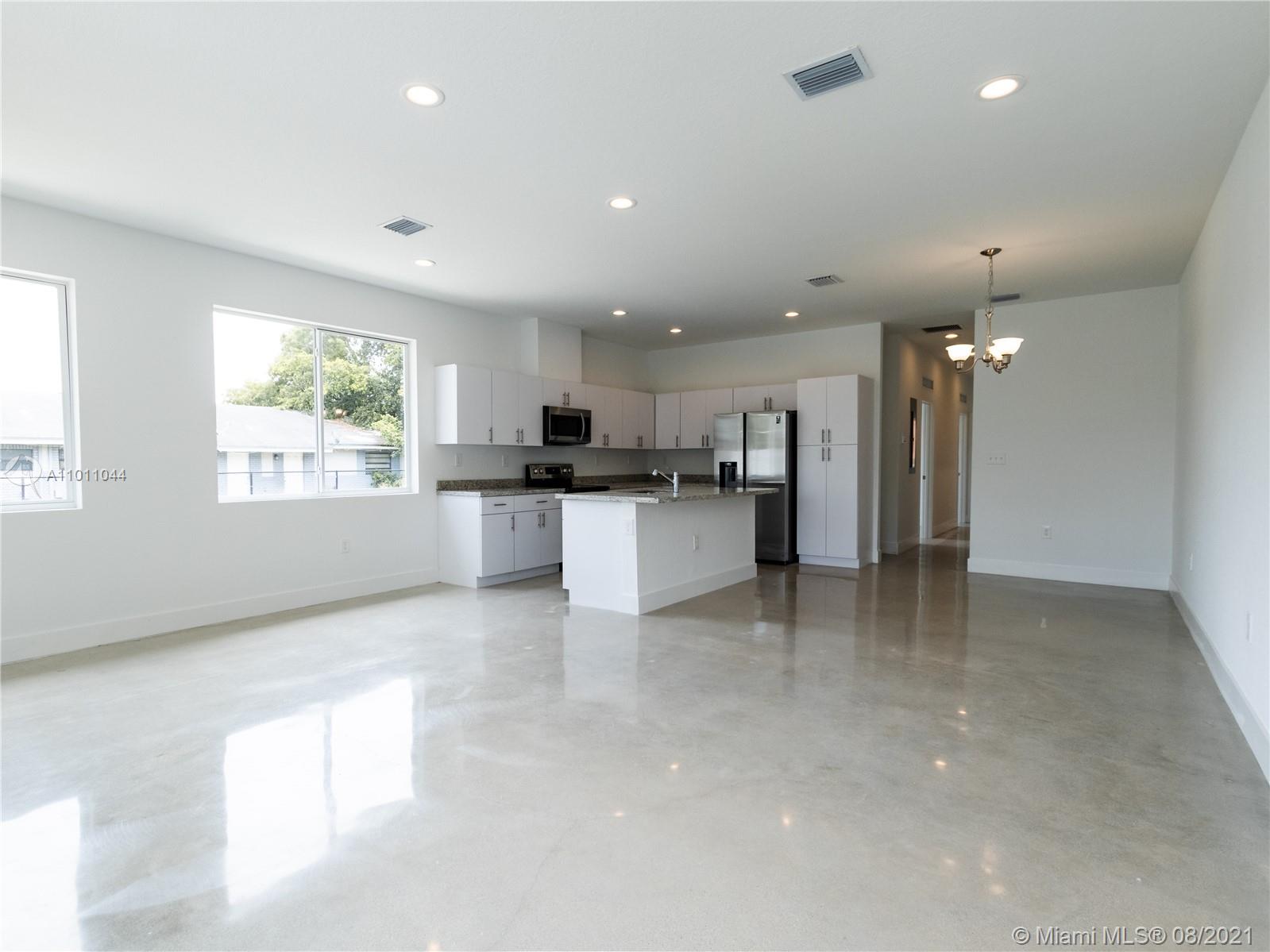 See details / sq. ft. $ 2021-03-10 0 Photo