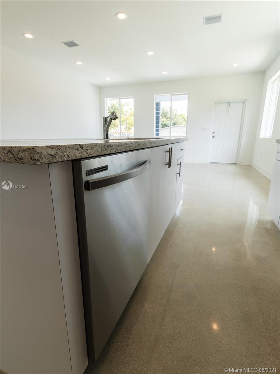 See details / sq. ft. $ 2021-03-10 0 Photo