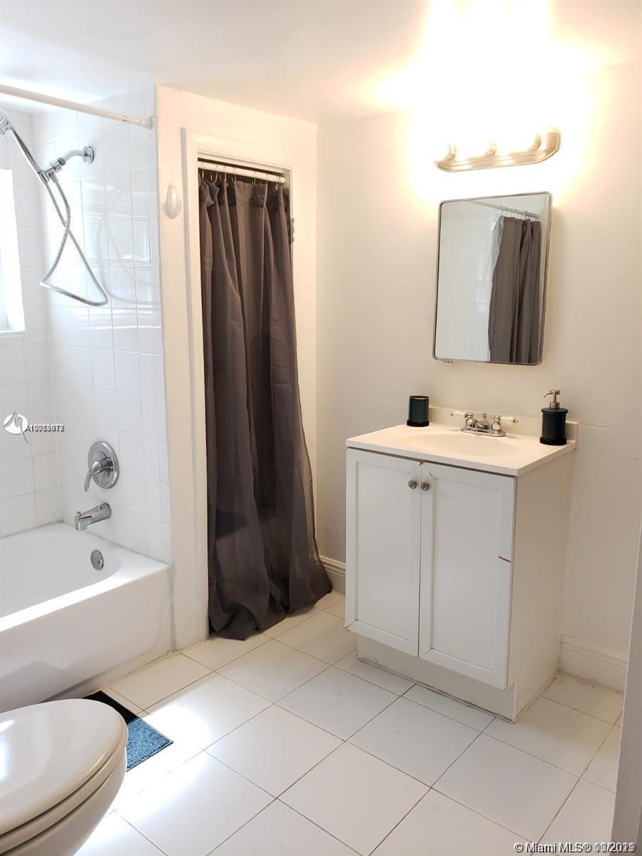 See details / 1401 sq. ft. $ 2021-03-25 0 Photo