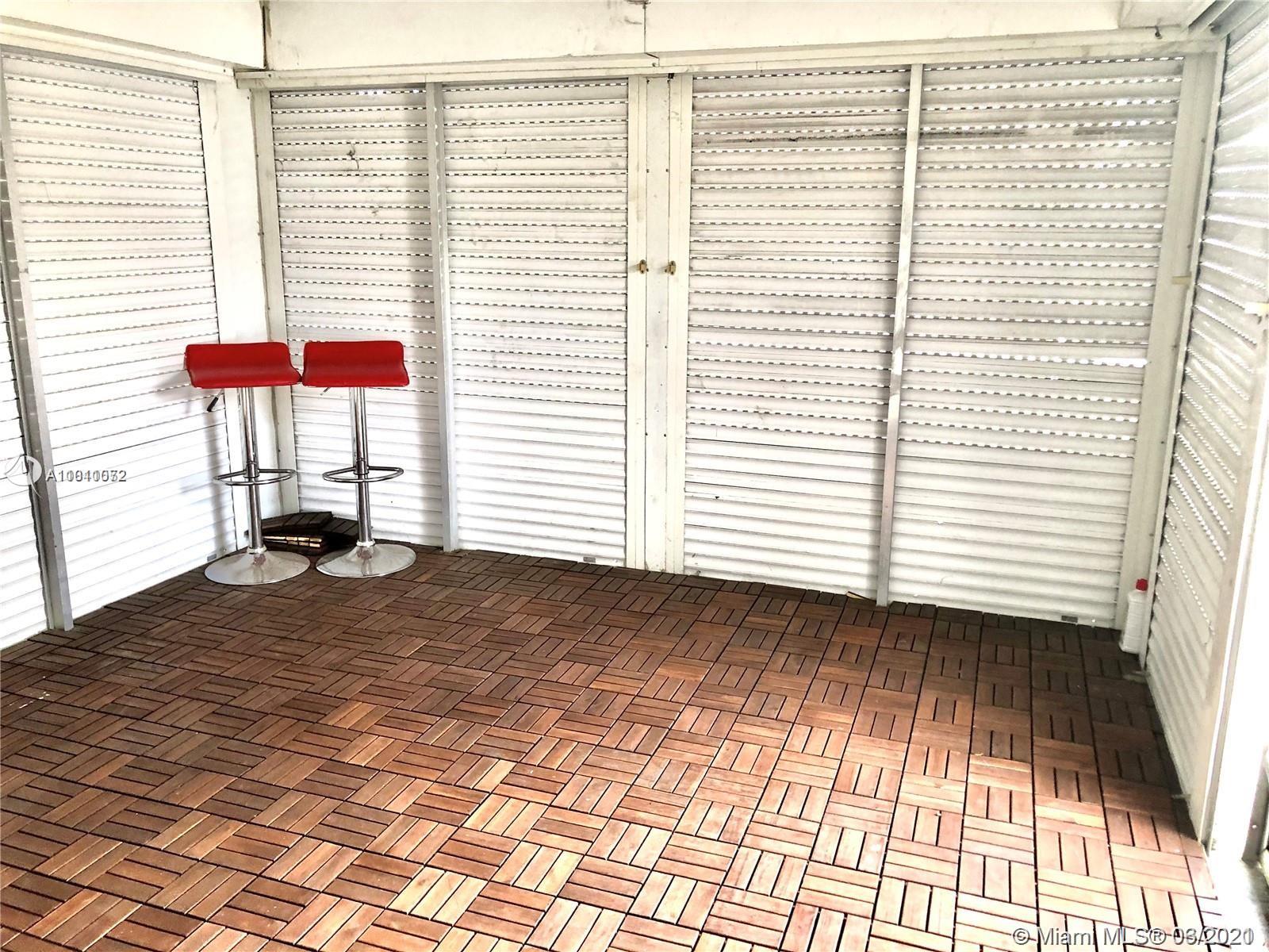 See details / 1401 sq. ft. $ 2021-03-25 0 Photo