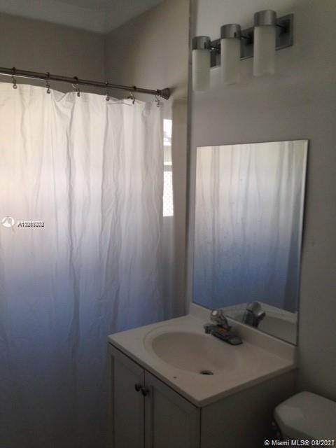 See details / 1401 sq. ft. $ 2021-03-25 0 Photo