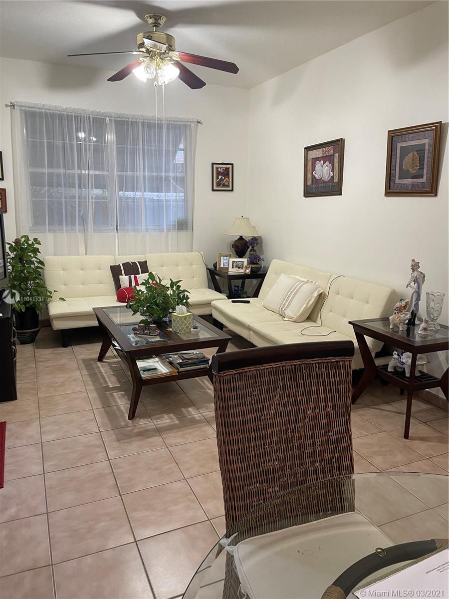 See details / 2517 sq. ft. $ 2021-03-18 0 Photo