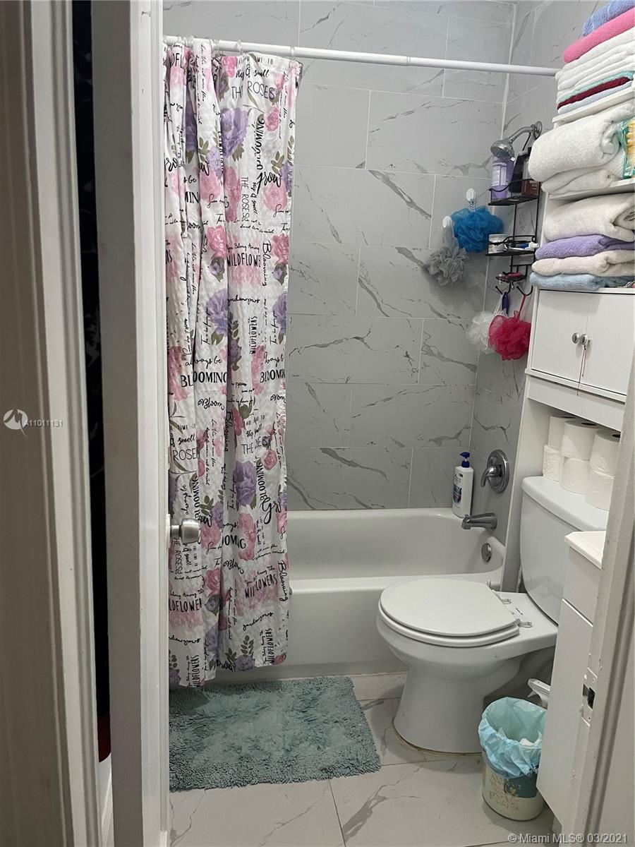 See details / 2517 sq. ft. $ 2021-03-18 0 Photo