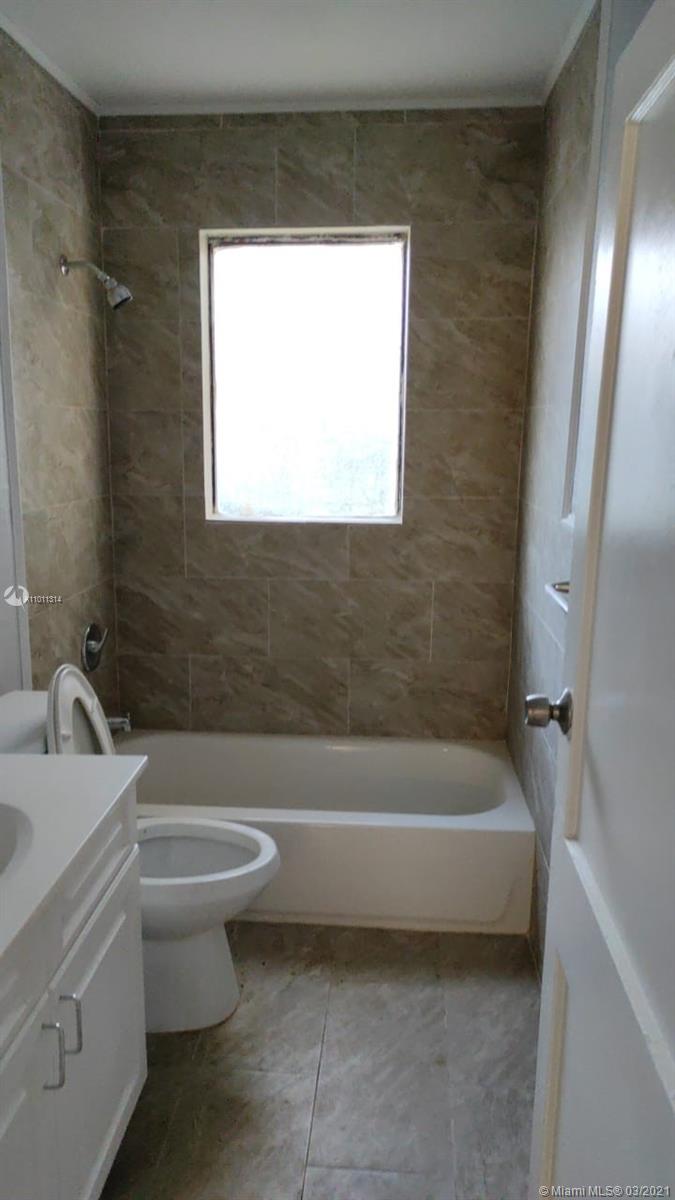 See details / 400 sq. ft. $ 2021-03-10 0 Photo