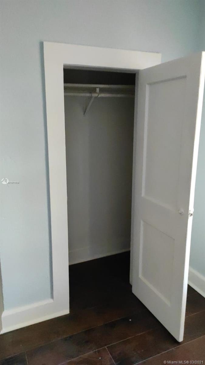 See details / 400 sq. ft. $ 2021-03-10 0 Photo