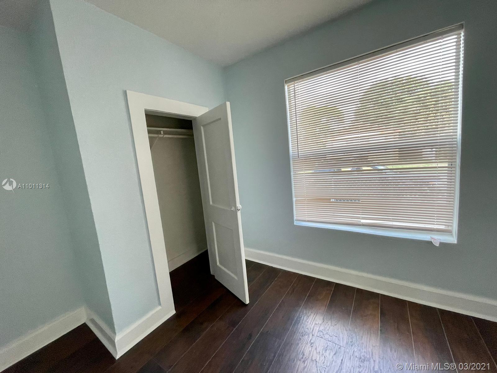 See details / 400 sq. ft. $ 2021-03-10 0 Photo