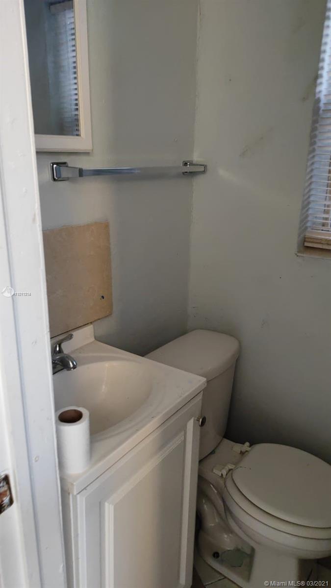 See details / 400 sq. ft. $ 2021-03-10 0 Photo