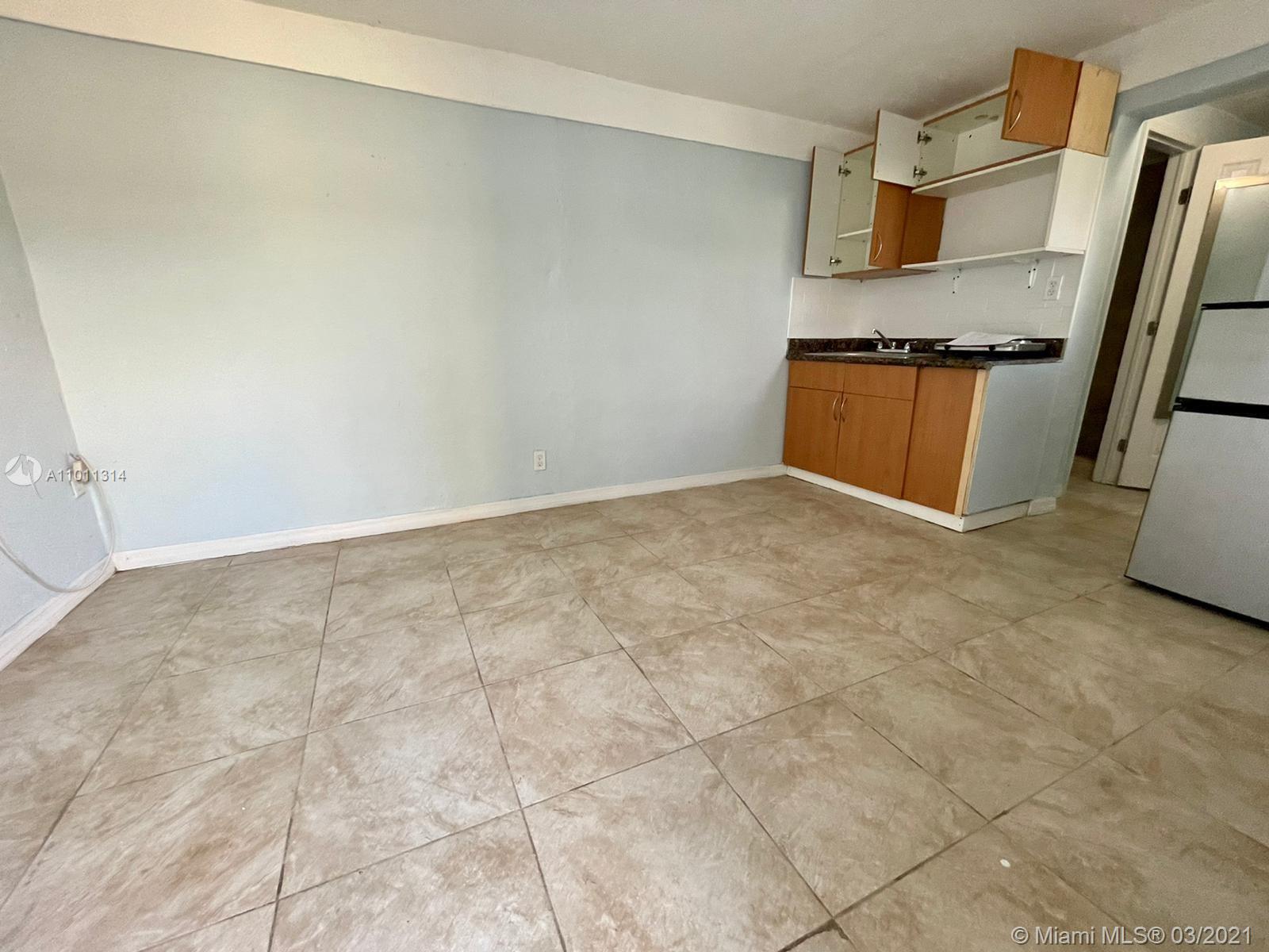 See details / 400 sq. ft. $ 2021-03-10 0 Photo