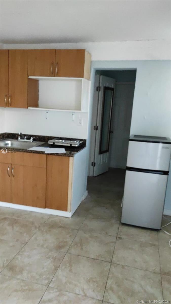 See details / 400 sq. ft. $ 2021-03-10 0 Photo