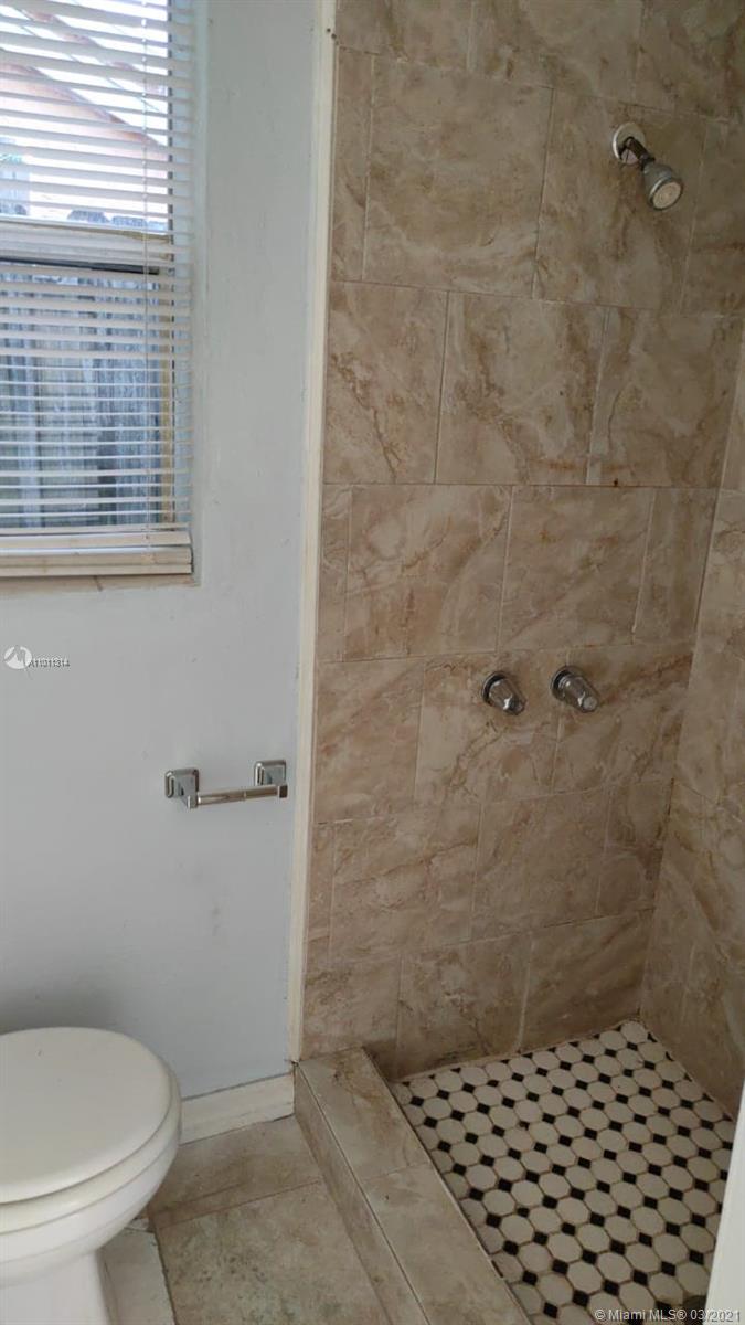 See details / 400 sq. ft. $ 2021-03-10 0 Photo