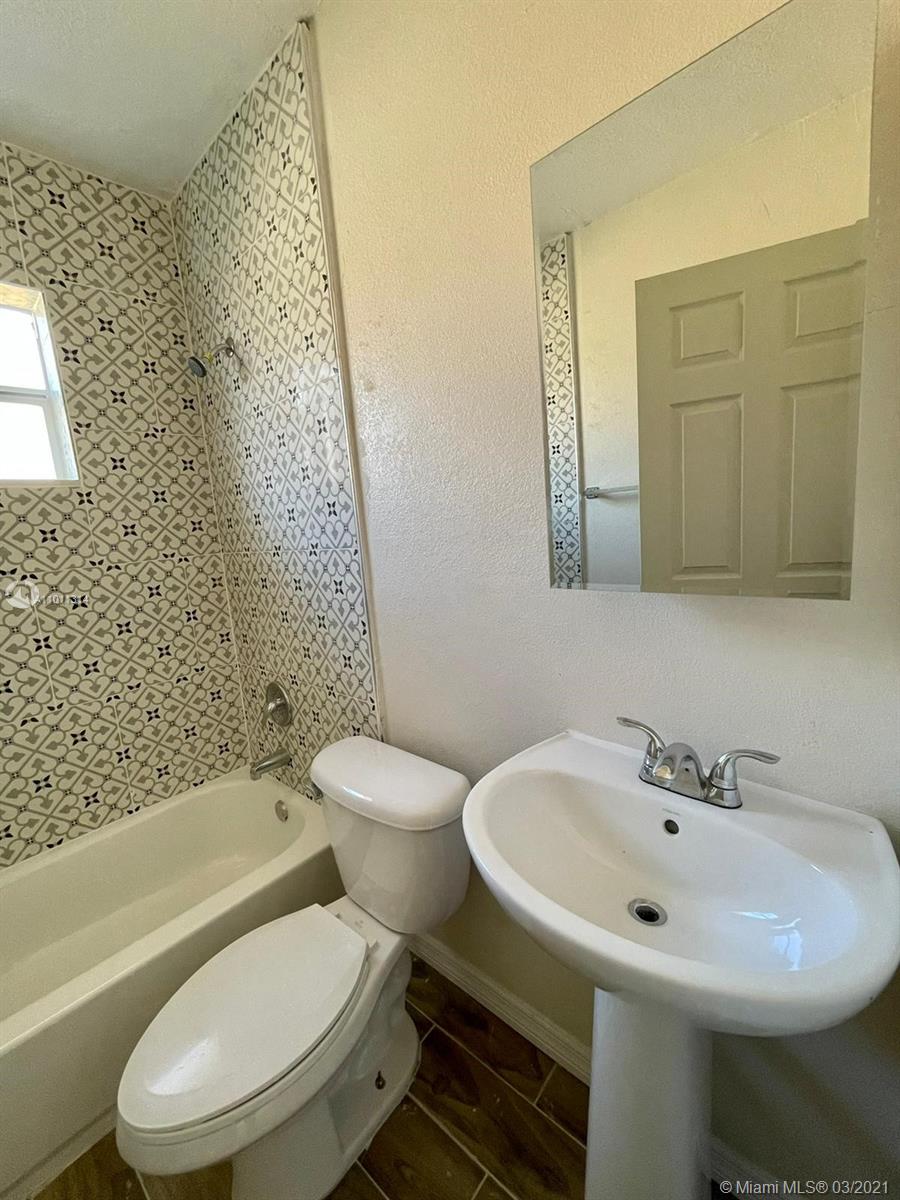 See details / 400 sq. ft. $ 2021-03-10 0 Photo