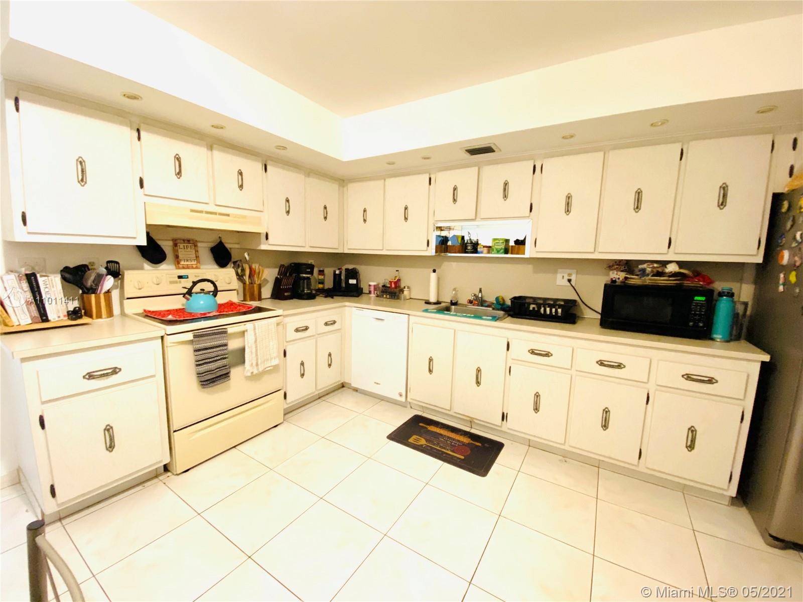 Photo of 600 Three Islands Blvd #221, Hallandale Beach, Florida, 33009 -